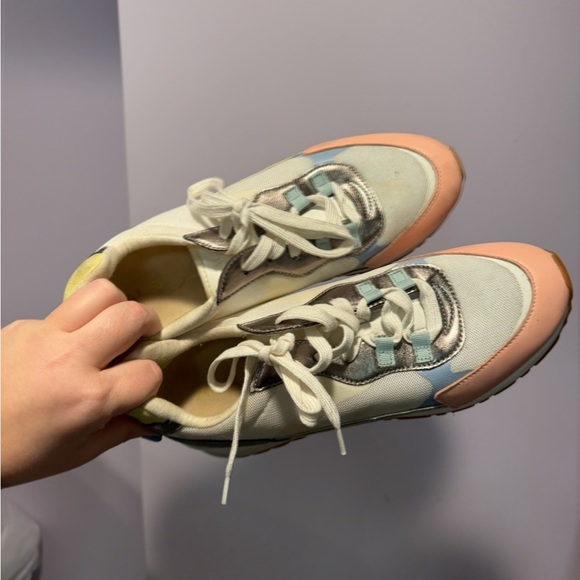 ALDO multicolor sneakers - Picture 2 of 6
